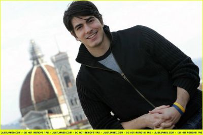 brandon-routh-olympic-torch04