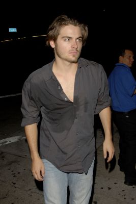 75600 Kevin Zegers 2 122 409lo