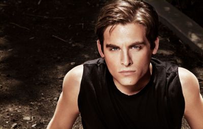 Kevin Zegers 099 01