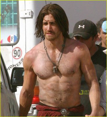 jake-gyllenhaal-shirtless-prince-of-persia-02