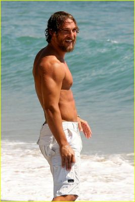 matthew-mcconaughey-surfing-25