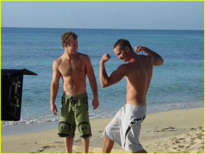 paul-walker-shirtless01