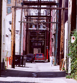 Alley used in opening credits of Joe and Duncan walking